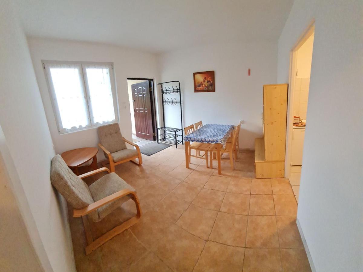Apartment Wilawianki - Domki Nad Jeziorem Lubowo